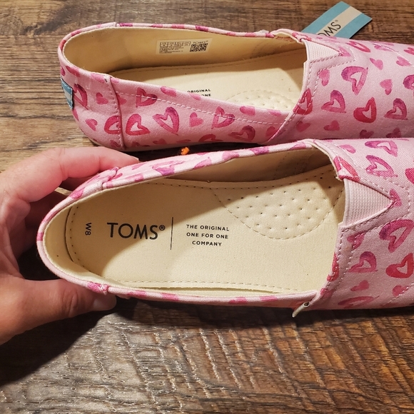 Toms Belmont Flats Canvas Shoes Parfait Pink Hearts Casual Comfy Preppy 8 New - Picture 4 of 8